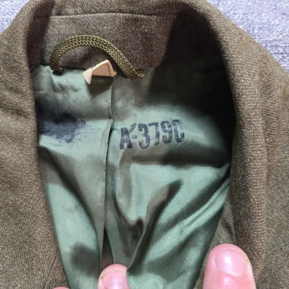 Vintage WW2 US Army 1944 Ike Military Jacket Field Jacket 38R Wool 7th Patch